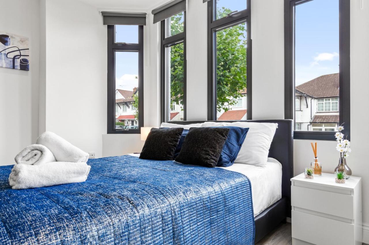 Comfy 1Bdr - 30Mins To Central Ldn - Parking The Hyde Exterior foto